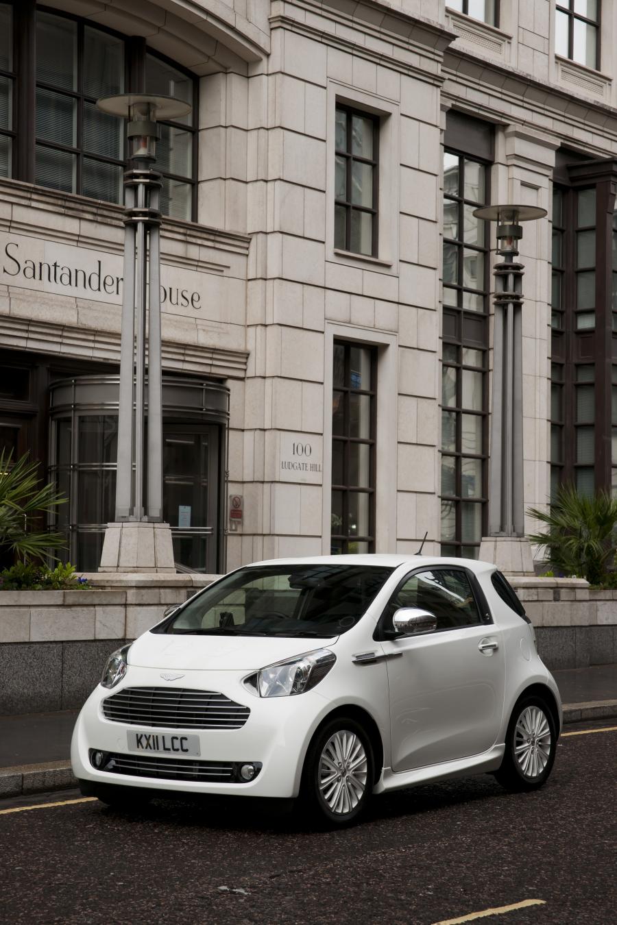  Aston Martin Cygnet White Edition 2011 года  (UK) (фото 6 из 8)